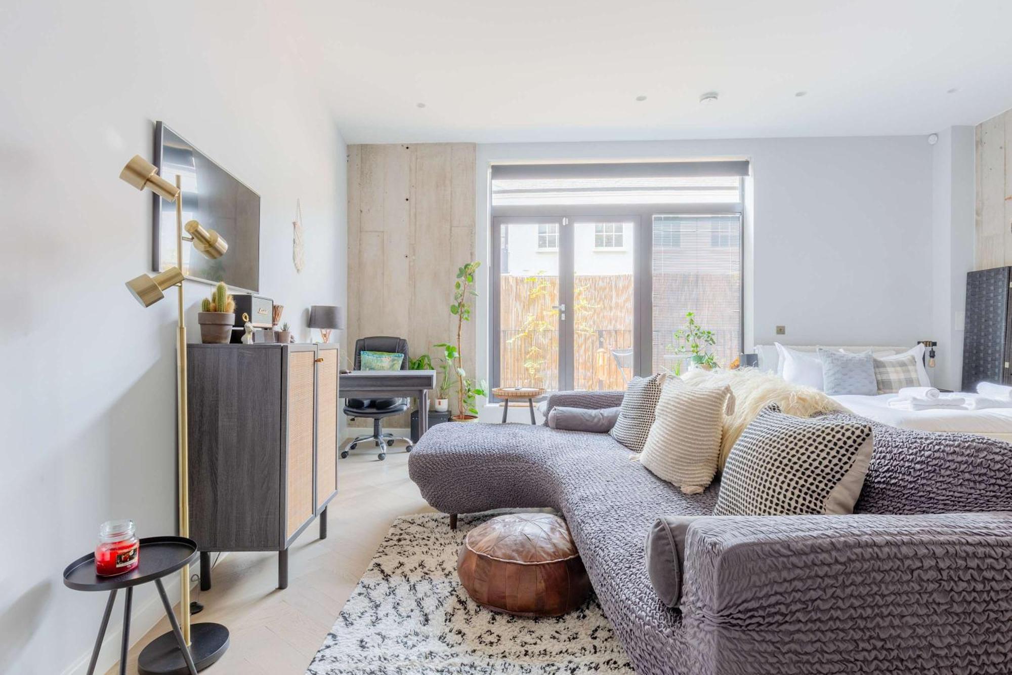 Stylish In Hackney With Private Terrace * Londra